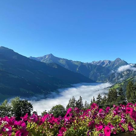 Ferienhaus Zillertal Panorama Blick Balkon Sauna Zellberg Екстериор снимка
