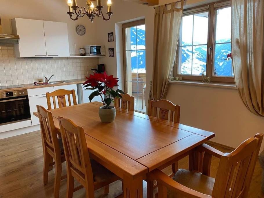 Ferienhaus Zillertal Panorama Blick Balkon Sauna Zellberg Екстериор снимка