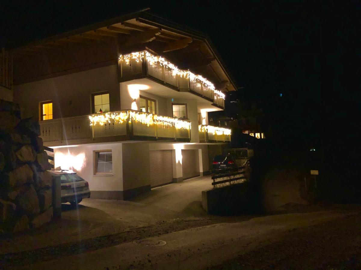 Ferienhaus Zillertal Panorama Blick Balkon Sauna Zellberg Екстериор снимка