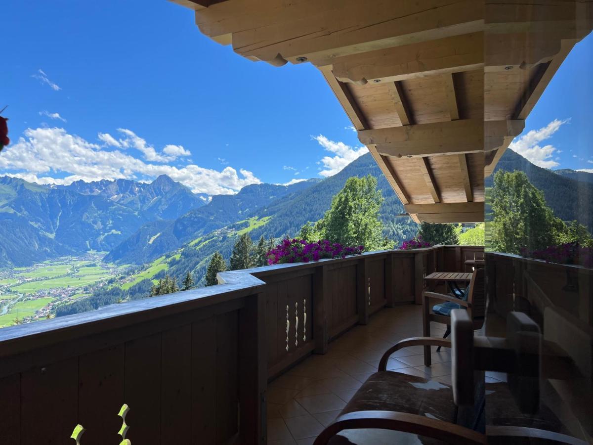 Ferienhaus Zillertal Panorama Blick Balkon Sauna Zellberg Екстериор снимка